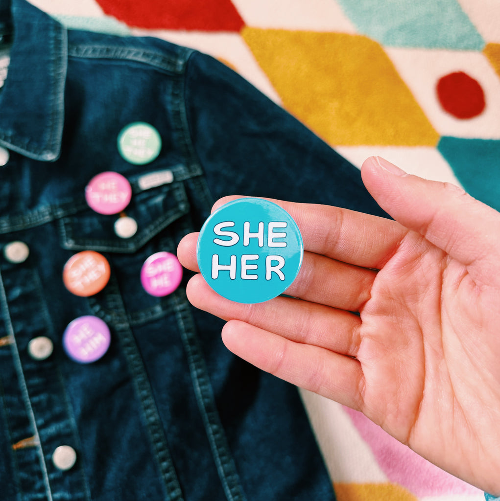 Pronoun Badge - Afroditi's Art