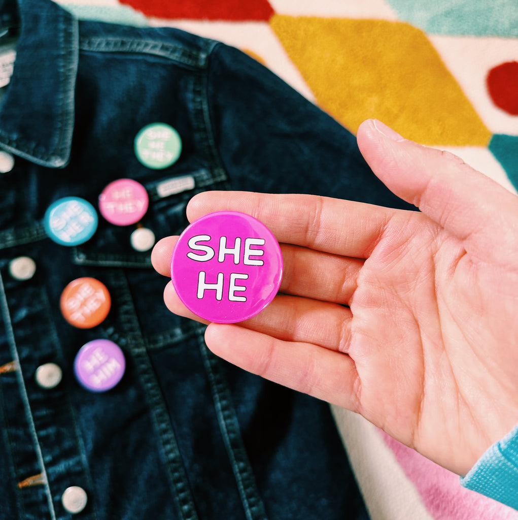 Pronoun Badge - Afroditi's Art