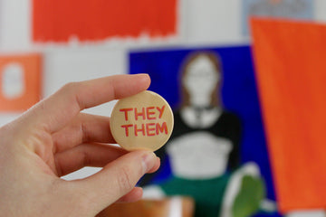"Pronoun" badge - Afroditi's Art
